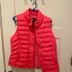 Women’s Gap puffy vest